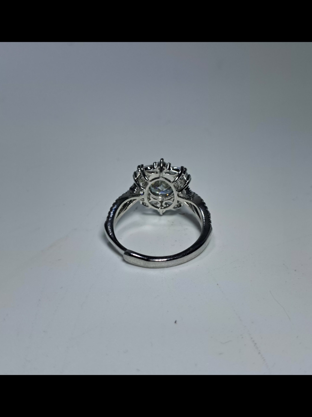 2.0 Carat Vintage-Style Mosaic Halo Moissanite Ring (GRA Certified) Adjustable - Picture 5 of 6